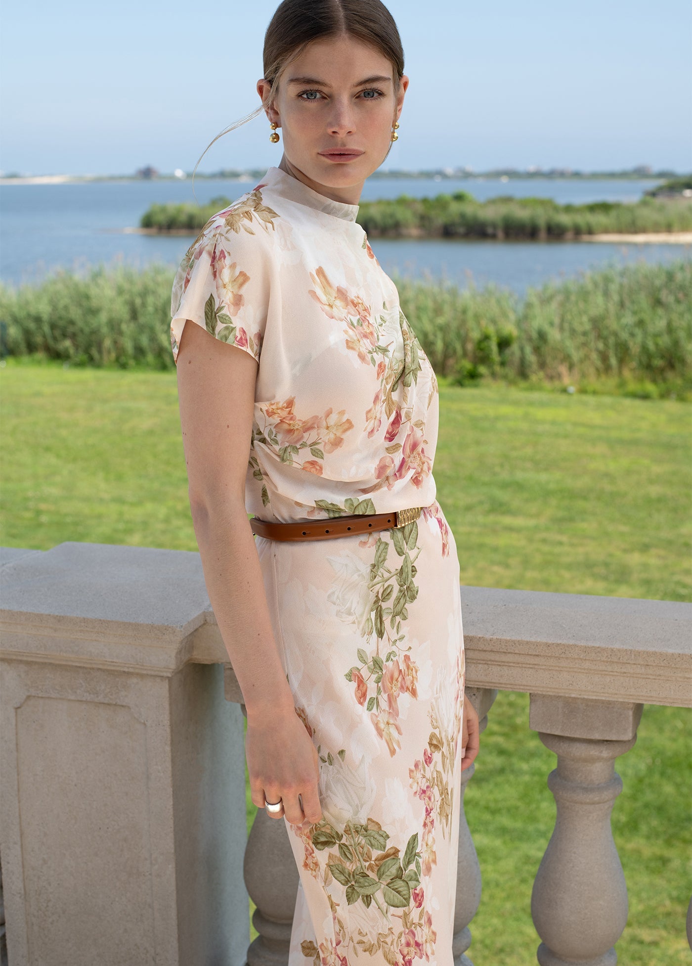 light peach rose