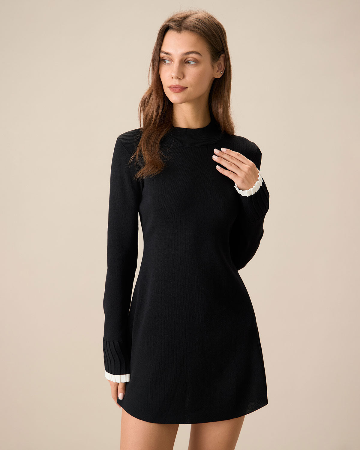 Women's Contrasting Sweater Mini Dress | Black