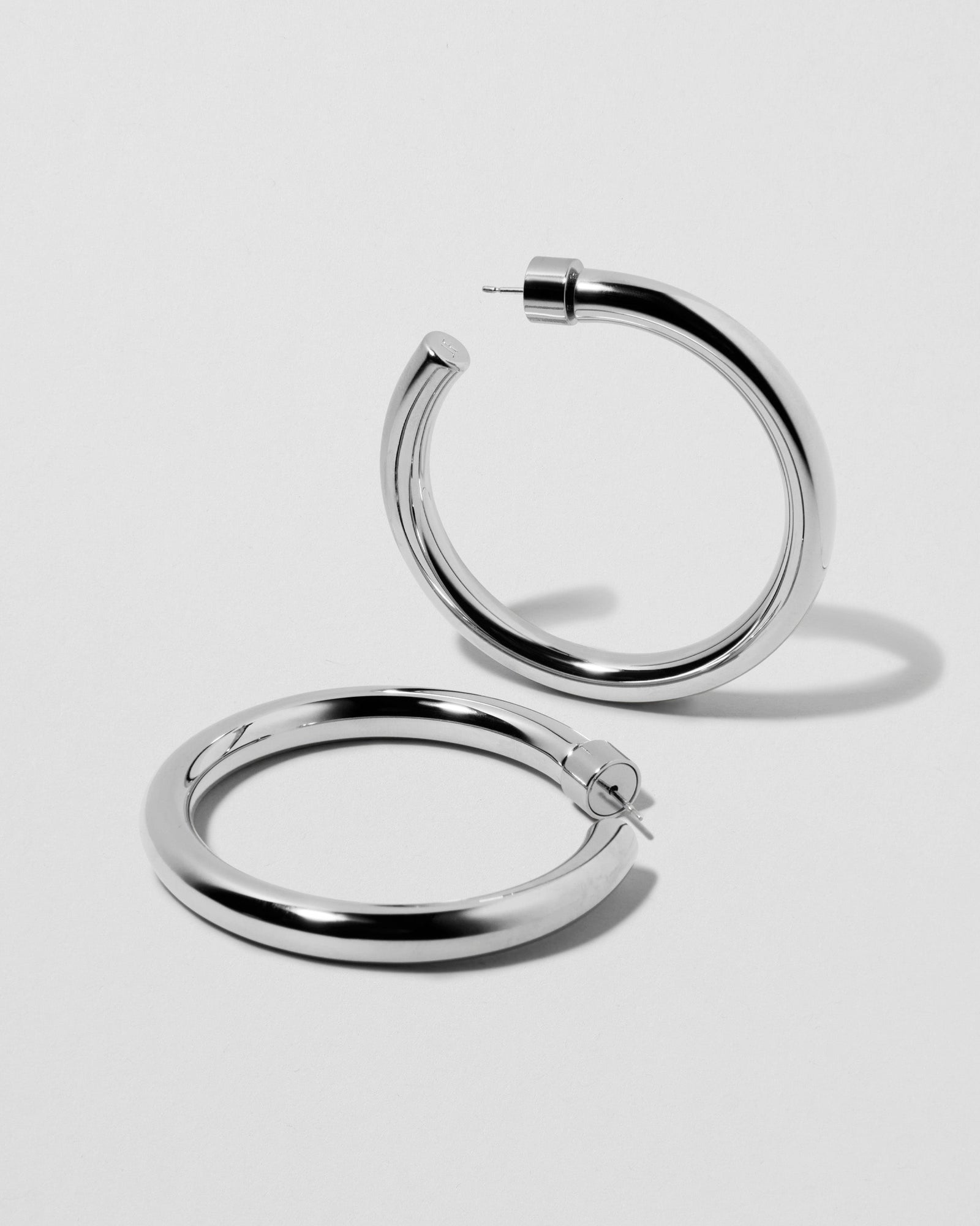 1.5" Natasha Baby Hoops earring - product detail shot | gold hoop earrings