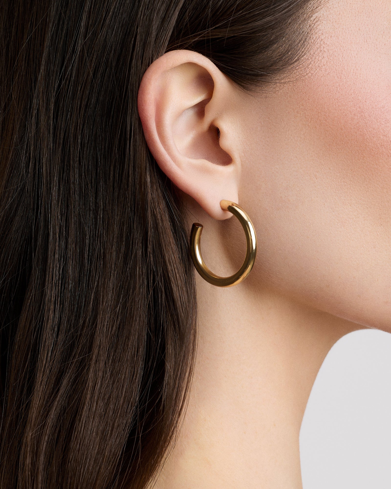 1" Natasha Mini Hoops earring - close-up detail | gold small hoop earrings