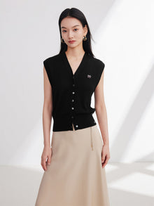Sleeveless Button-Down Vest | Black