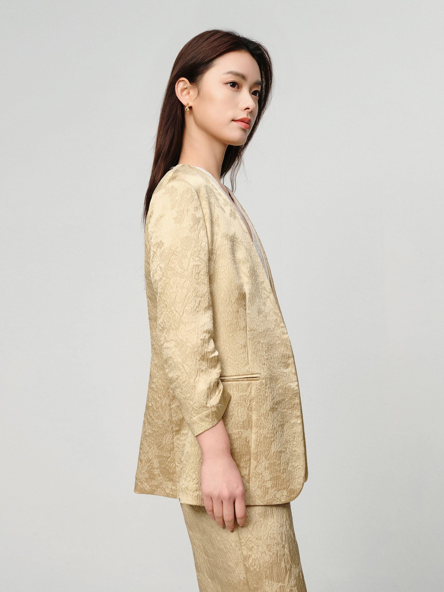Mulberry Silk Jacquard 3/4 Sleeve Collarless Blazer | Khaki