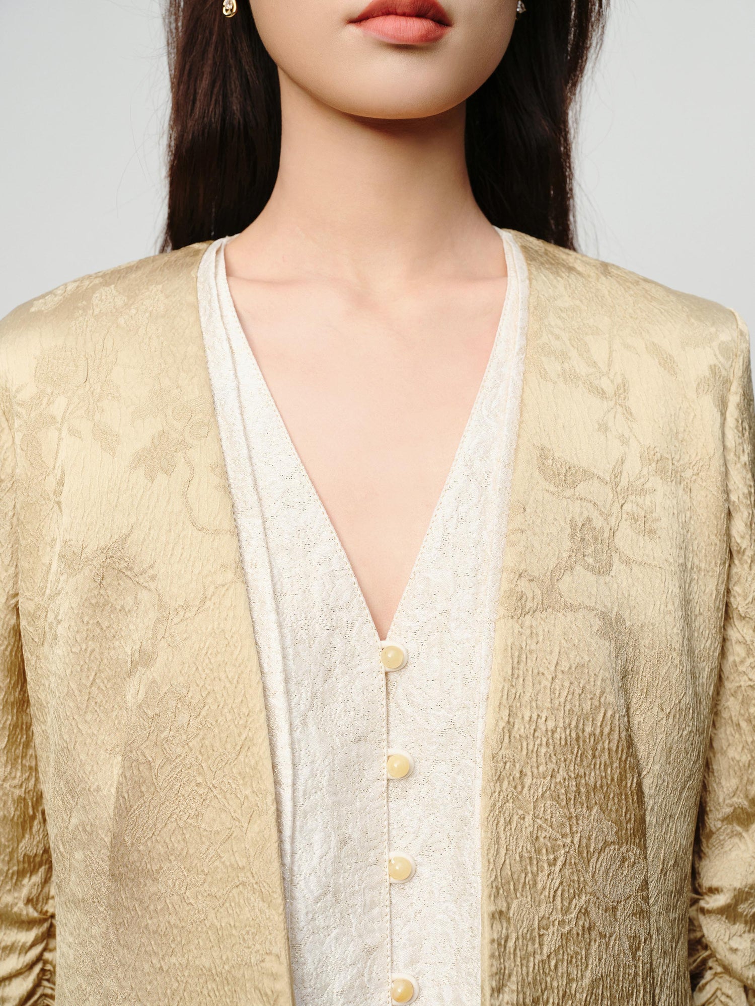 Mulberry Silk Jacquard 3/4 Sleeve Collarless Blazer | Khaki