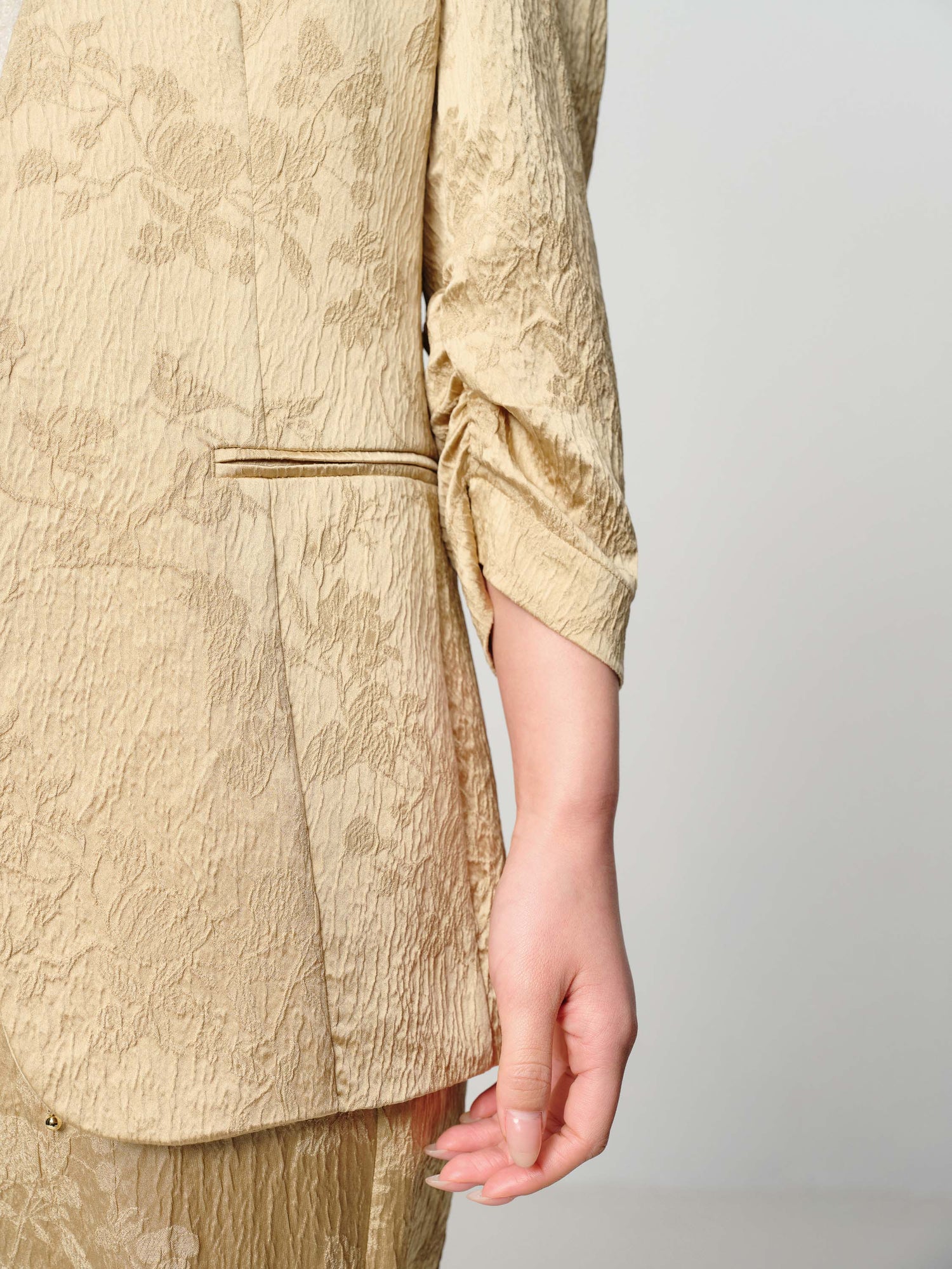 Mulberry Silk Jacquard 3/4 Sleeve Collarless Blazer | Khaki