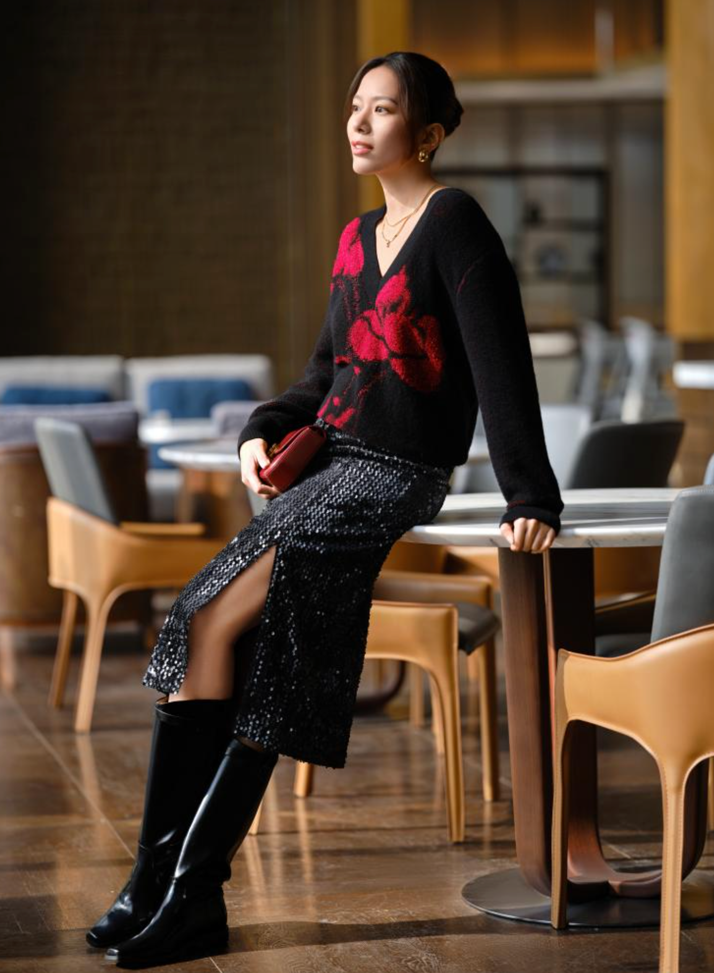 Elegant Beaded Sequin Bag Skirt | Black