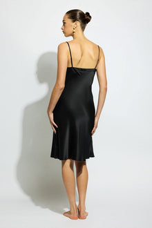 The Silk Nite By GINIA In Black