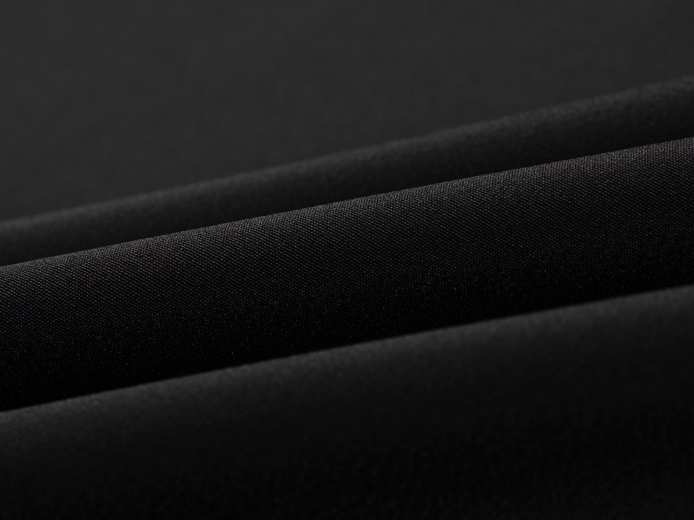 Silk Blend Sleeveless Straight-Fit Shirt | Black