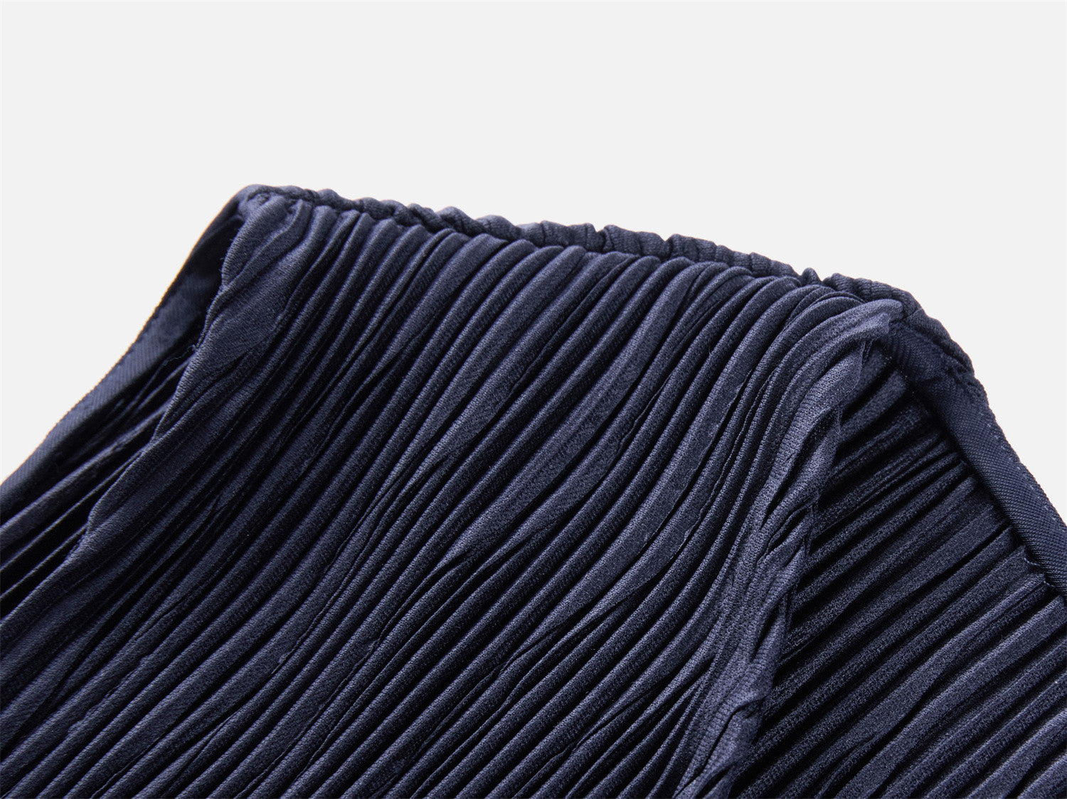 Pleated Textured Vest | Navy