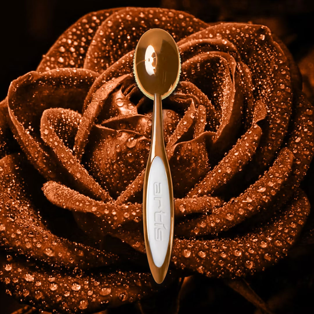 Elite Brush Oval 7 | Salted Caramel Finish