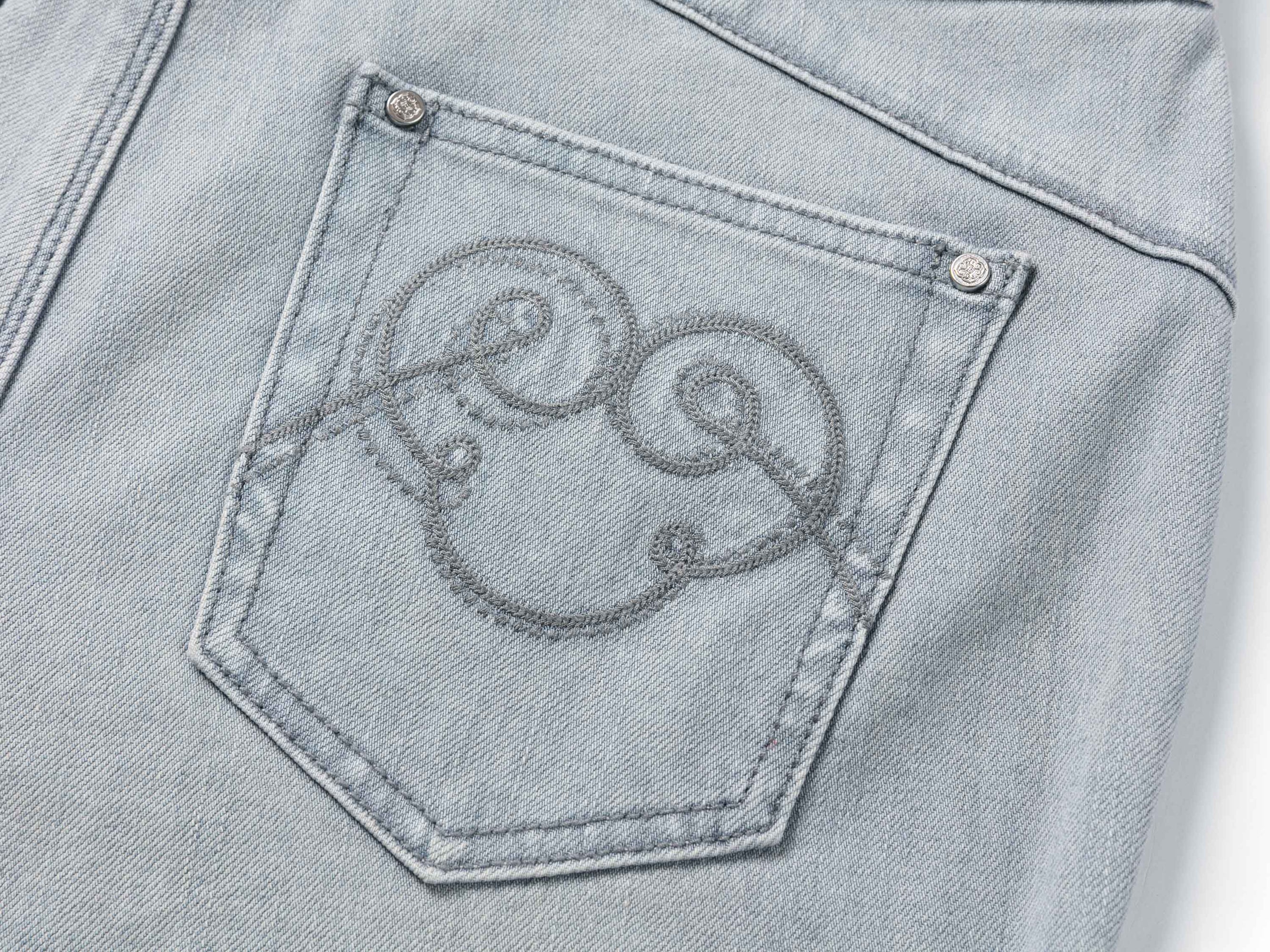Light Wash Slim Jeans | Grey