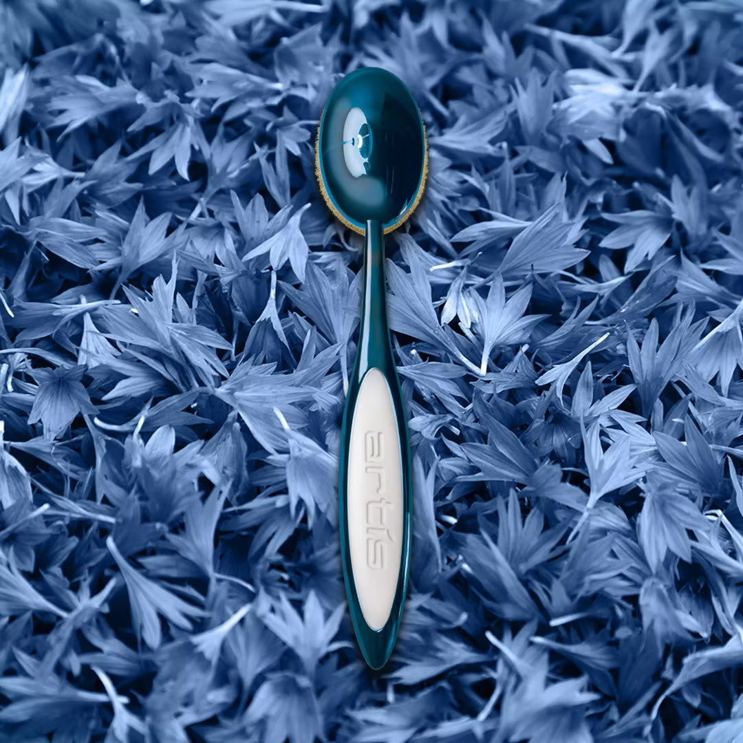 Elite Brush Oval 7 | Cobalt Finish