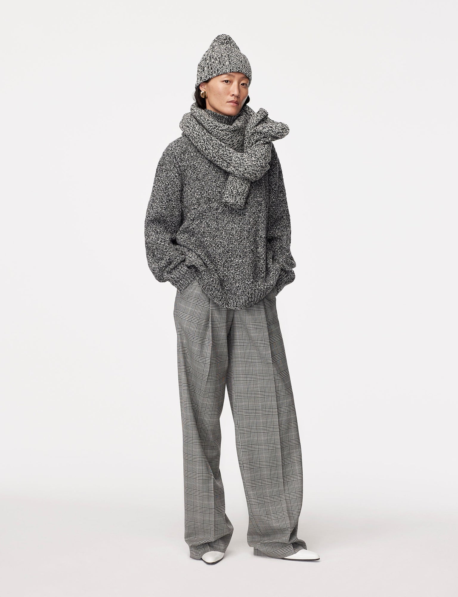 Another Tomorrow Cashmere Scarf in Black/Ivory – Cashmere