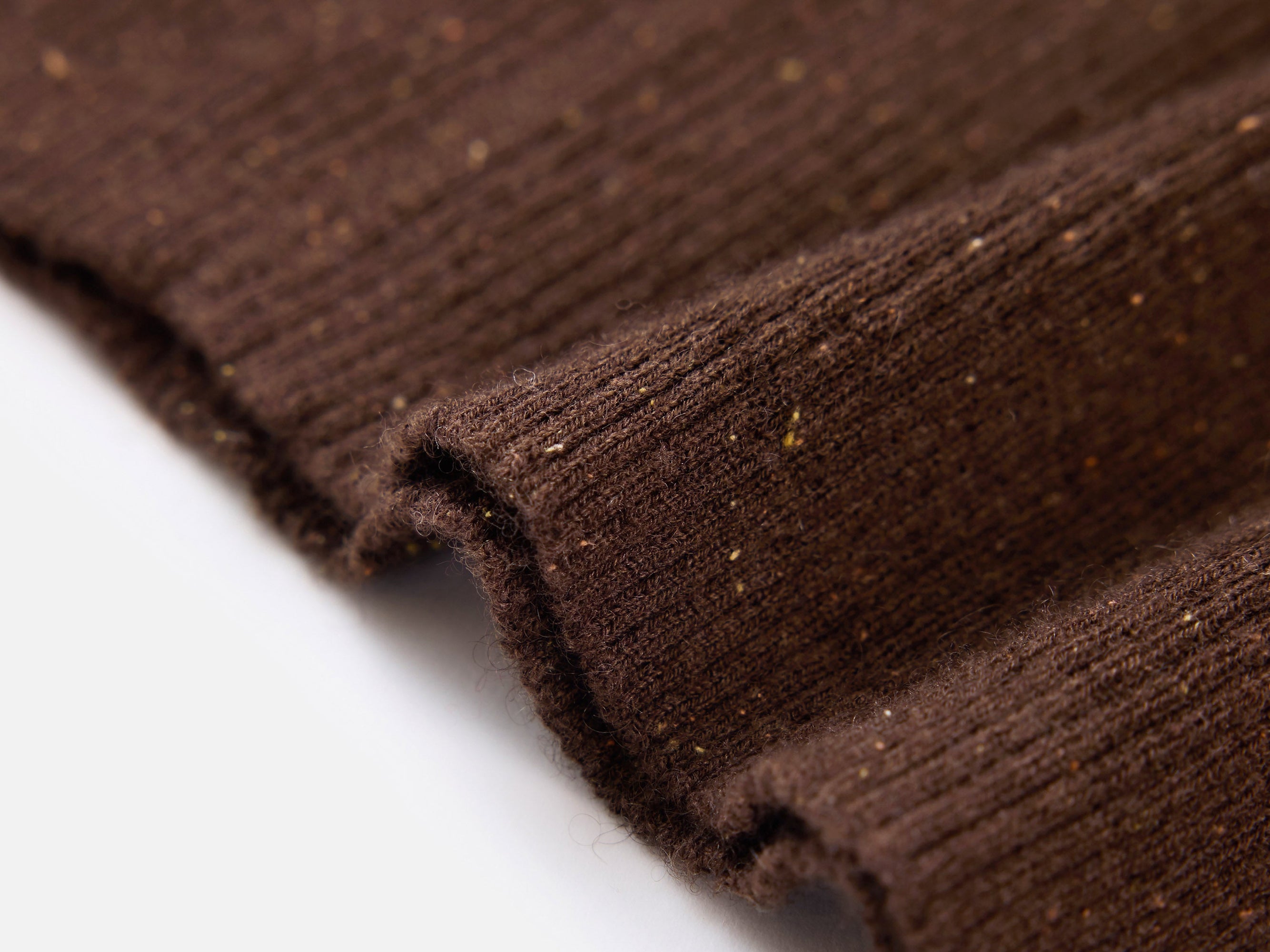 Long Sleeve Form-Fitting Knit Turtleneck | Brown