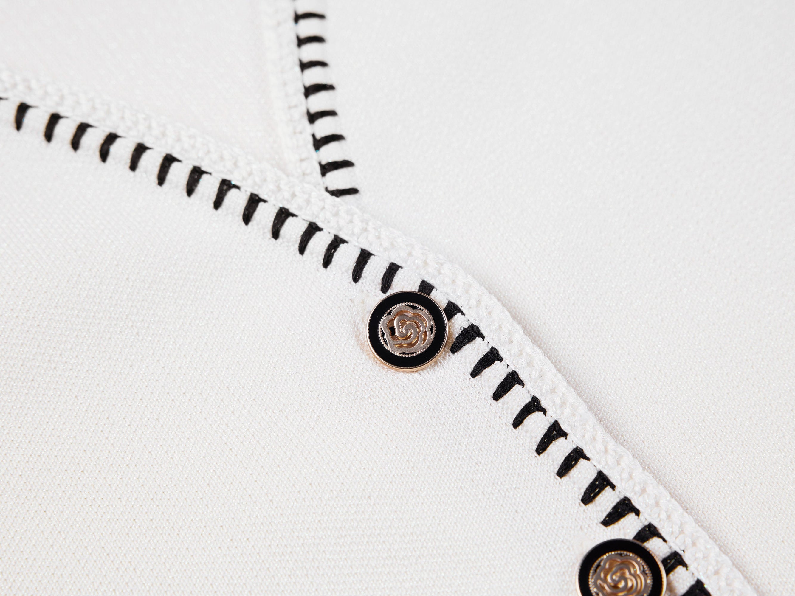 Short-Sleeve V-Neck Knit Cardigan | White