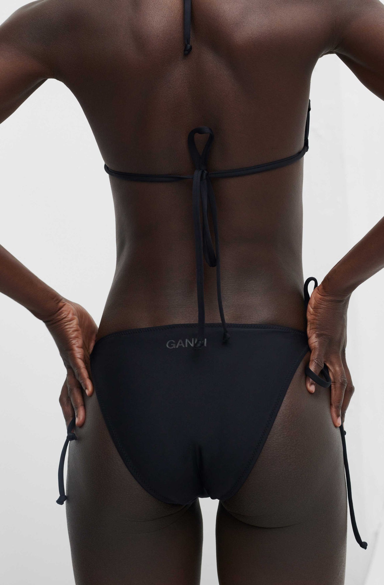 String Bikini Top | Black