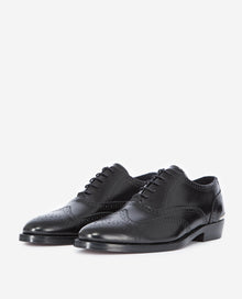 Leather Oxfords With Silver Detail | Women | Black