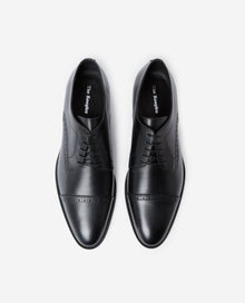 Classic Brogues In Mat Leather | Women | Black