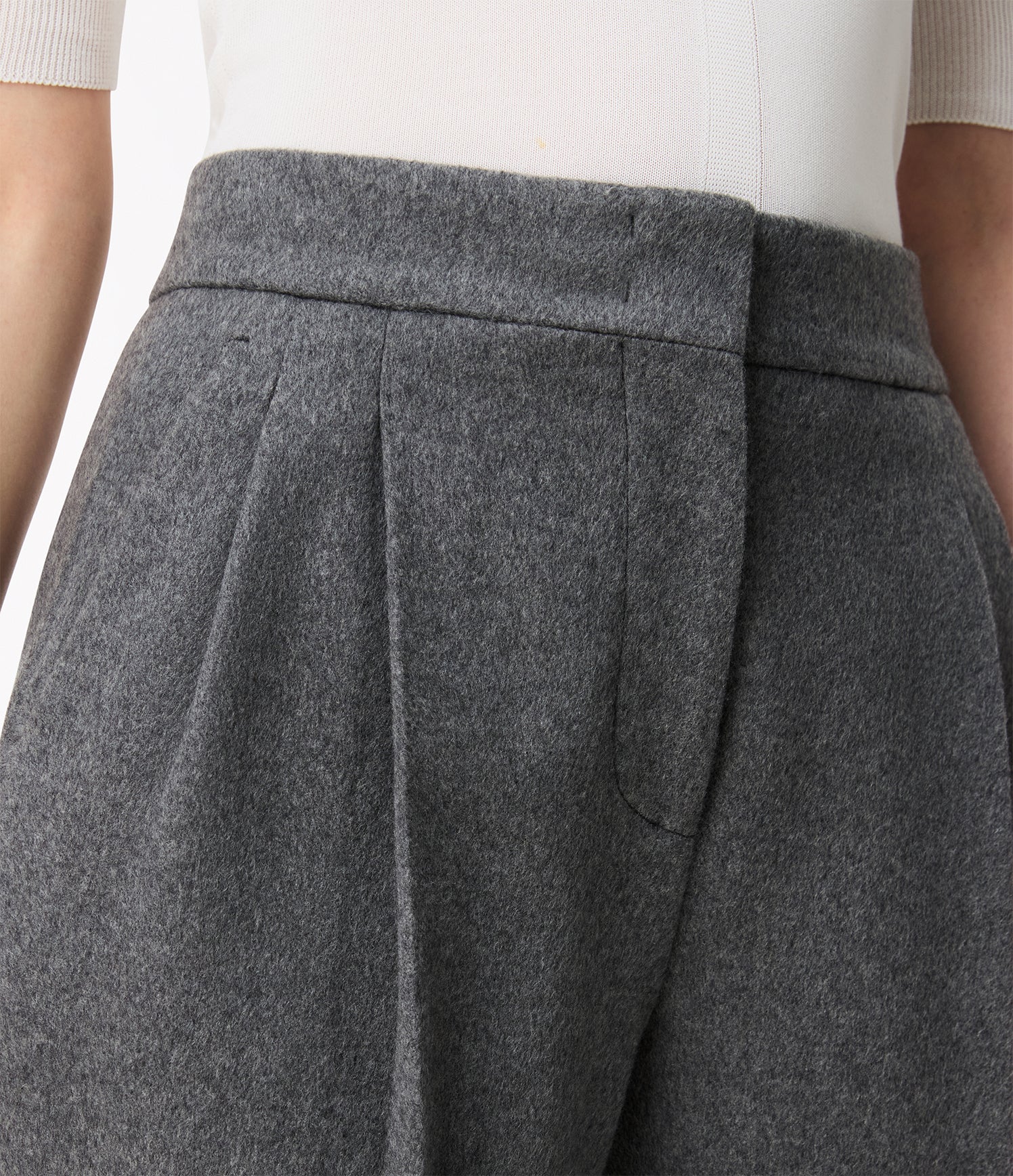 Another Tomorrow Cashmere Pleated Trouser in Medium Melange Grey – Cashmere Women's Trousers