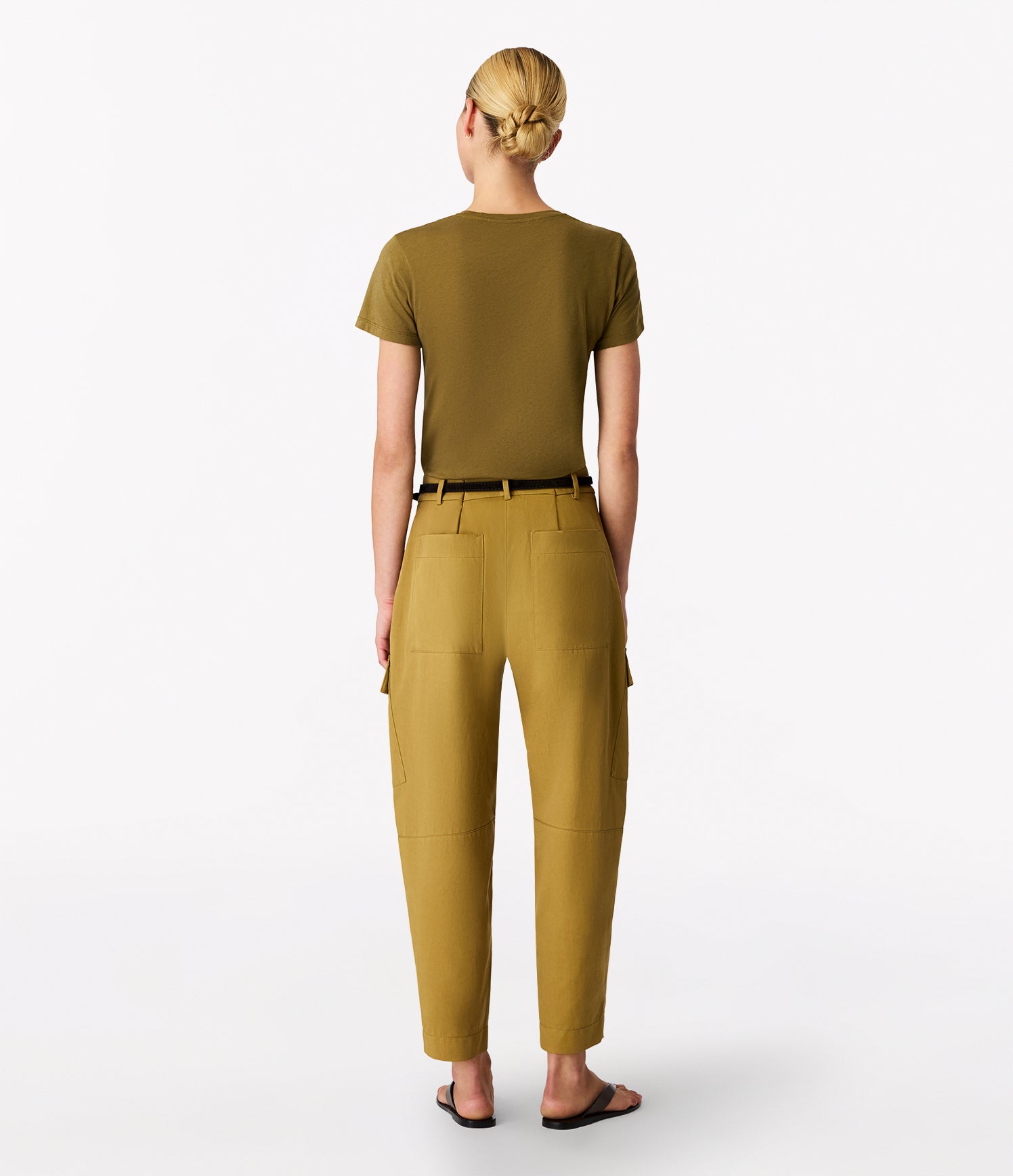 Another Tomorrow Curved Cargo Pant in Thyme – Cotton Women's Trousers