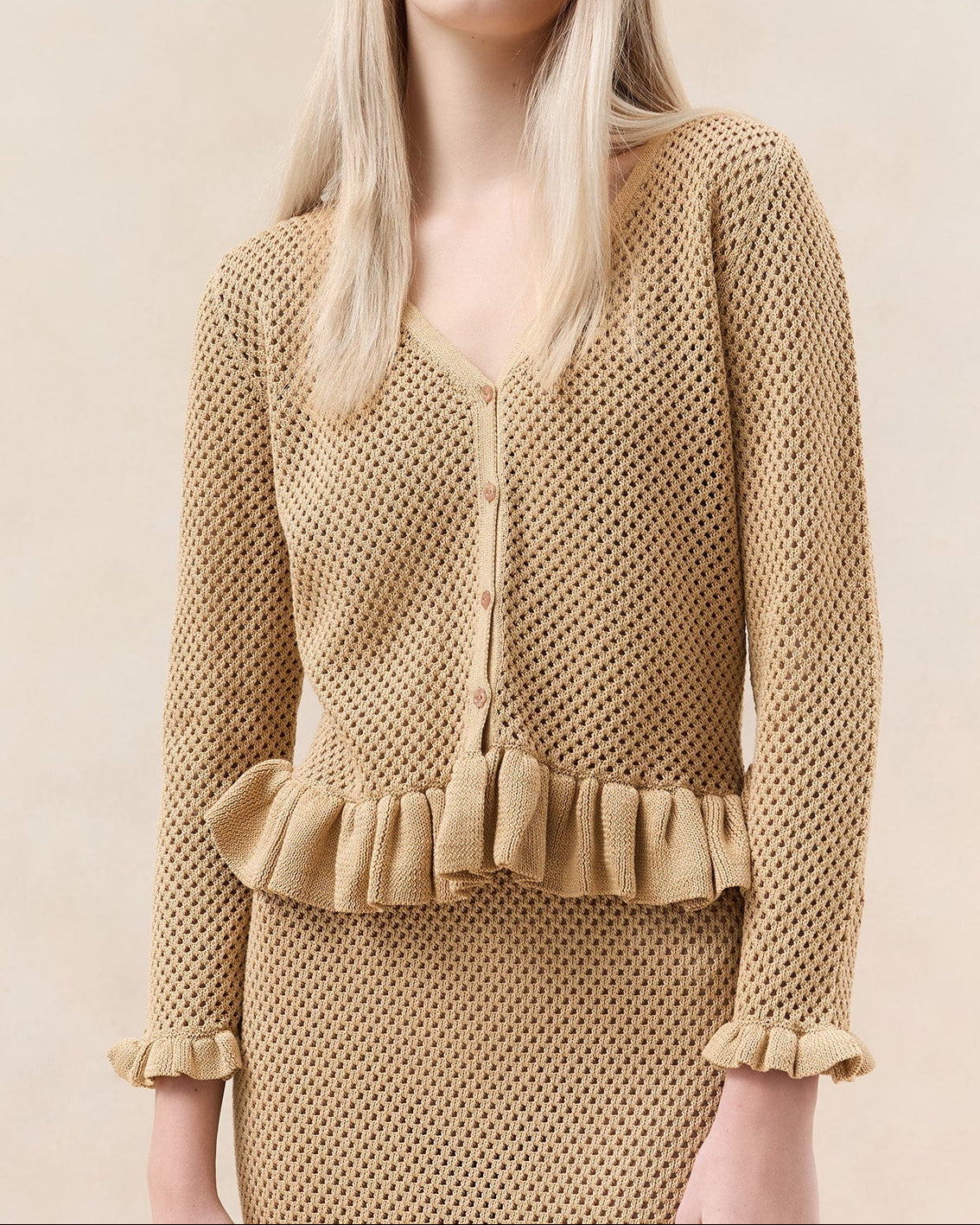 Color: Butter