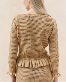 Color: Butter