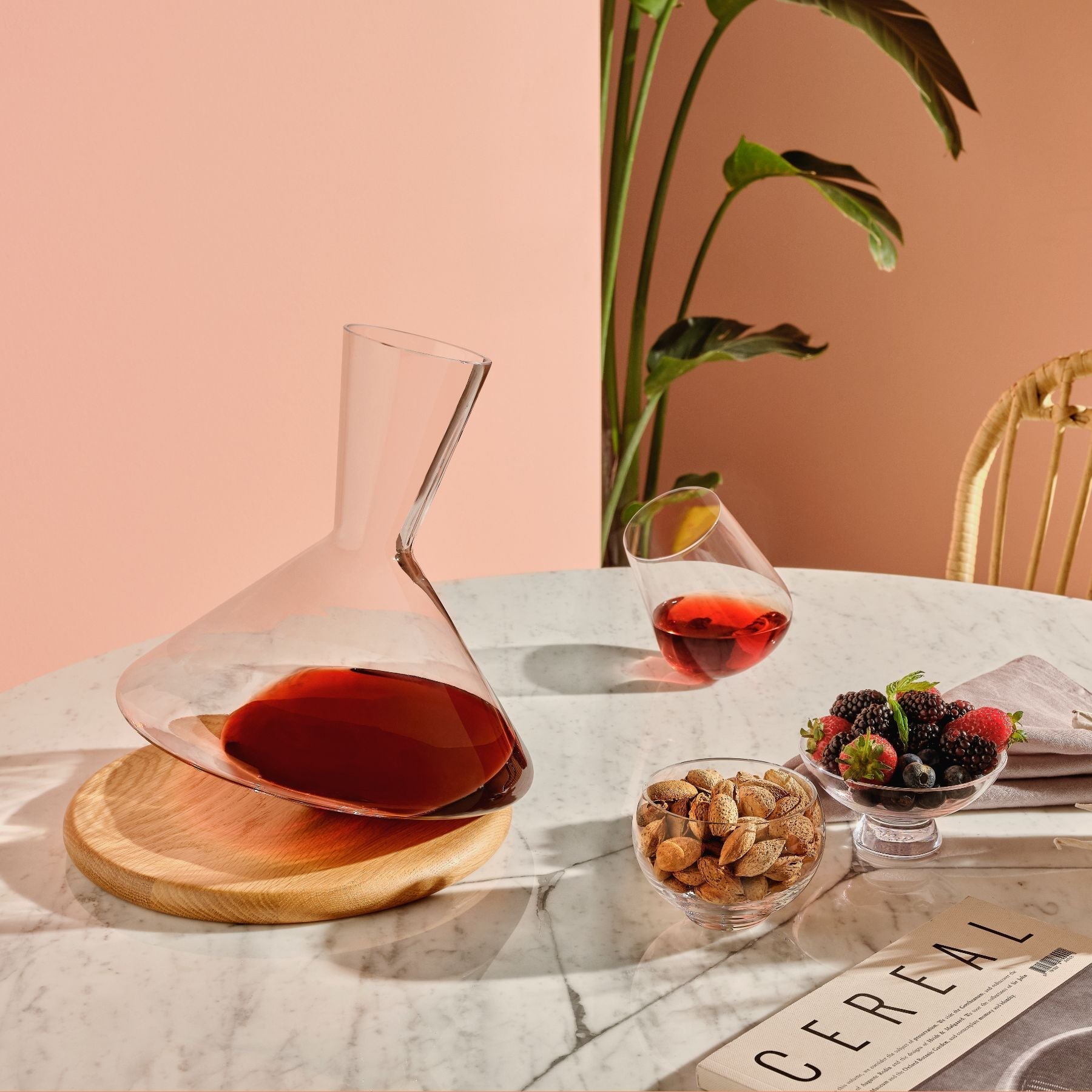 Balance Wine Decanter With Wooden Base | Clear Crystal/Wood