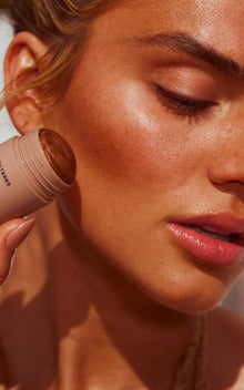 Beauty Balm Illuminating Stick | Tropics