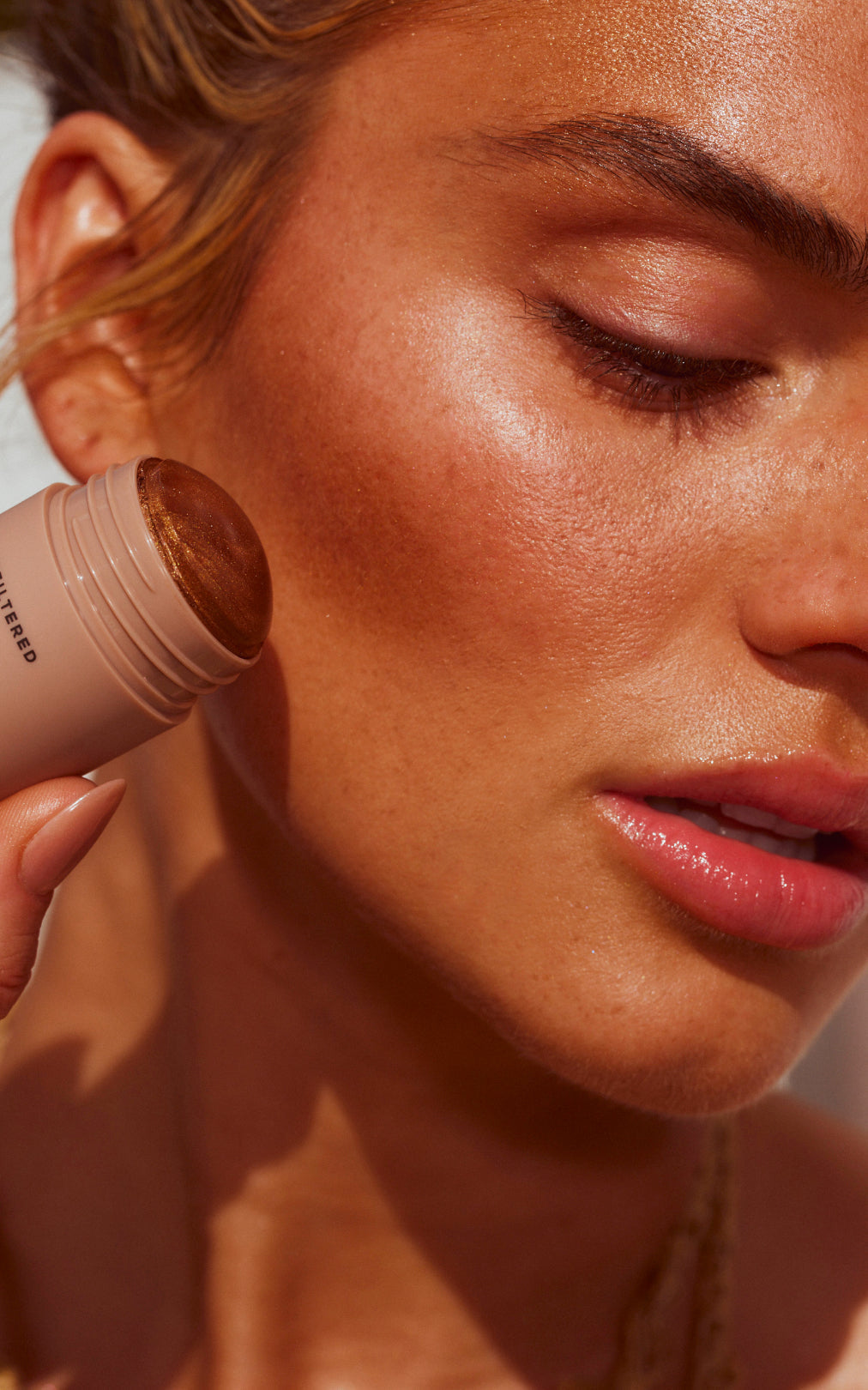 Beauty Balm Illuminating Stick | Tropics
