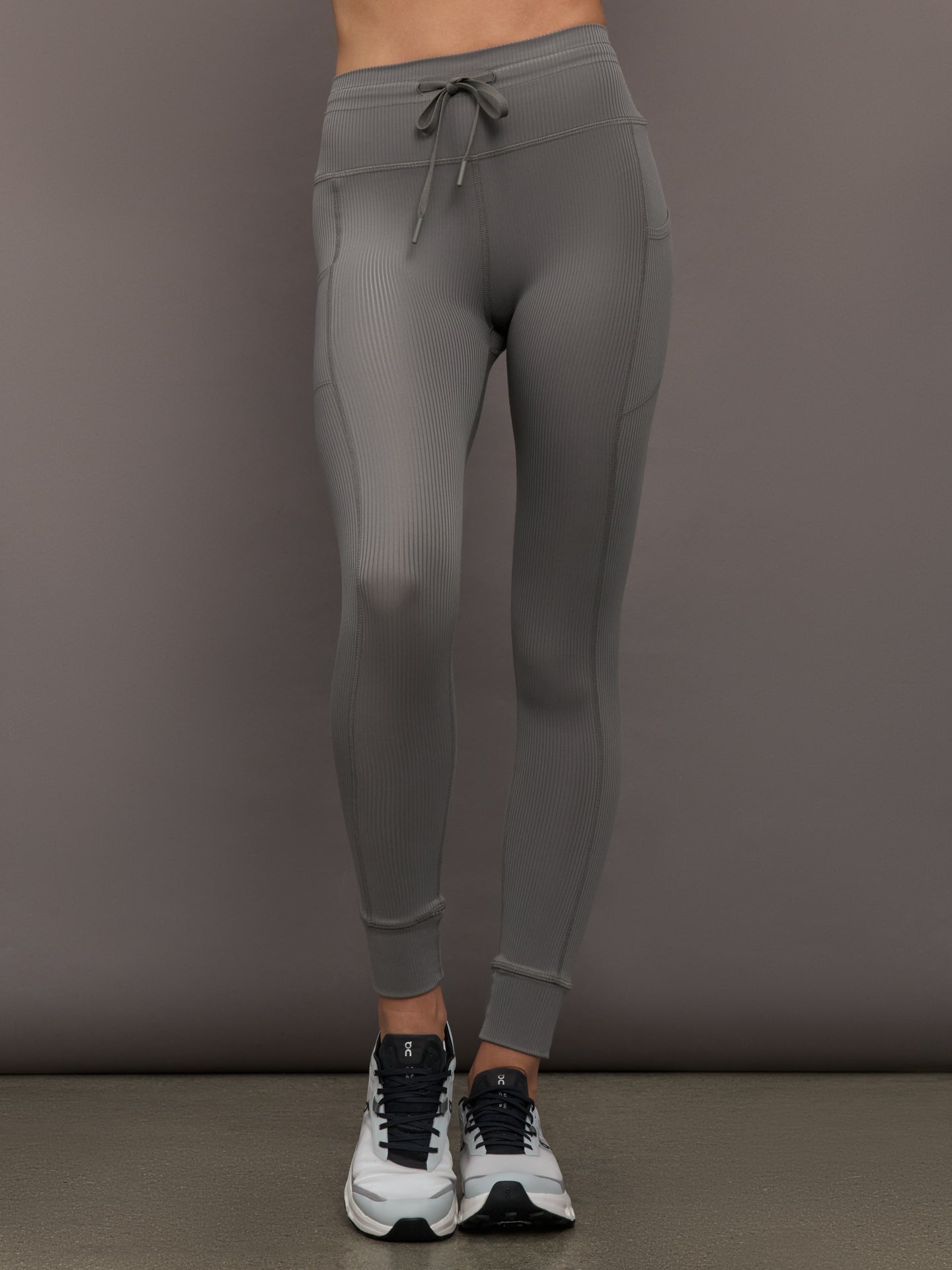 High Rise Pocket Legging in Ribbed Melt | Steel Grey