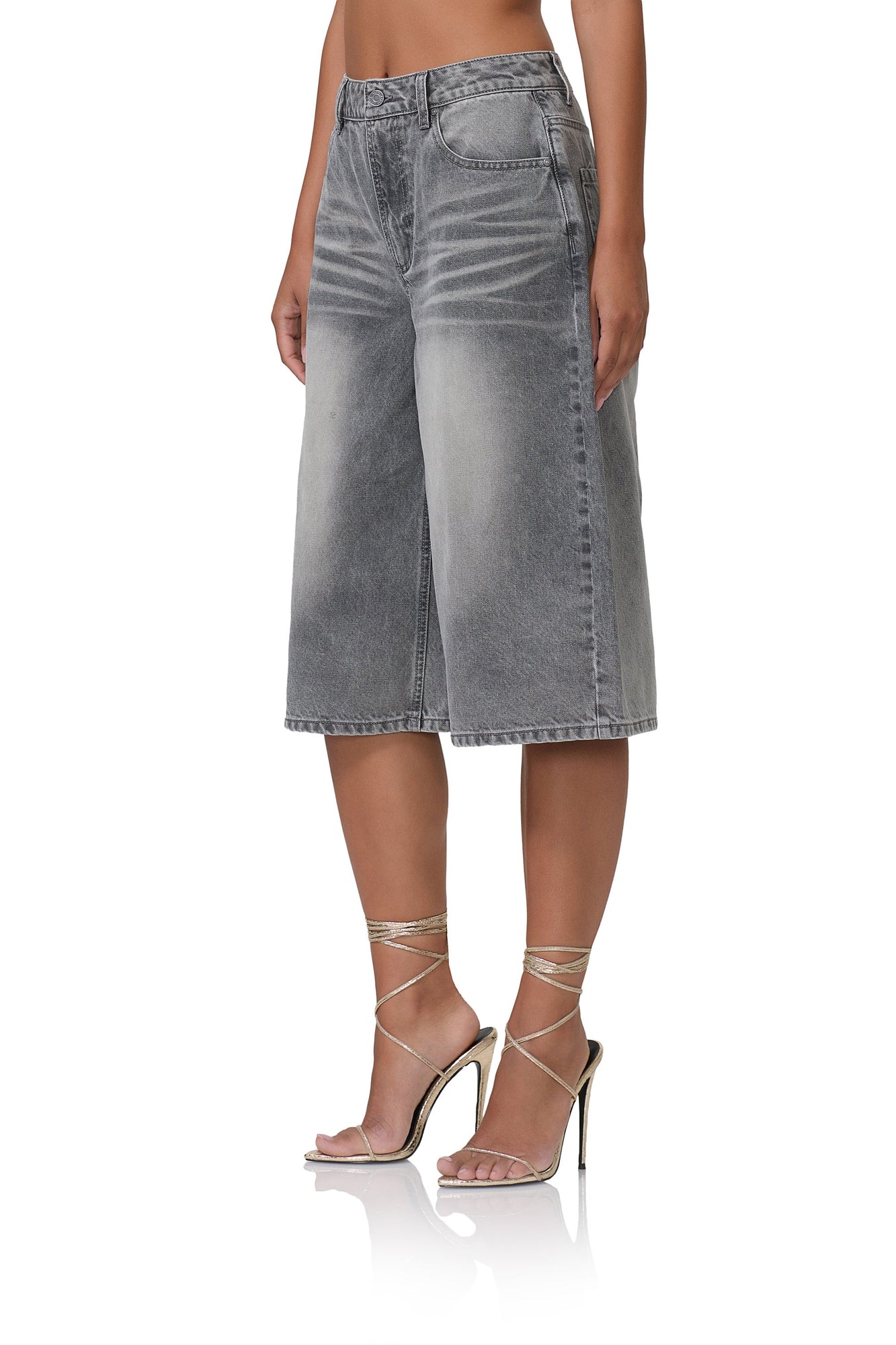 women's wide leg denim jort in smoke grey wash