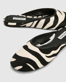 Womens | Chaos Pony Flat | Black/Zebra