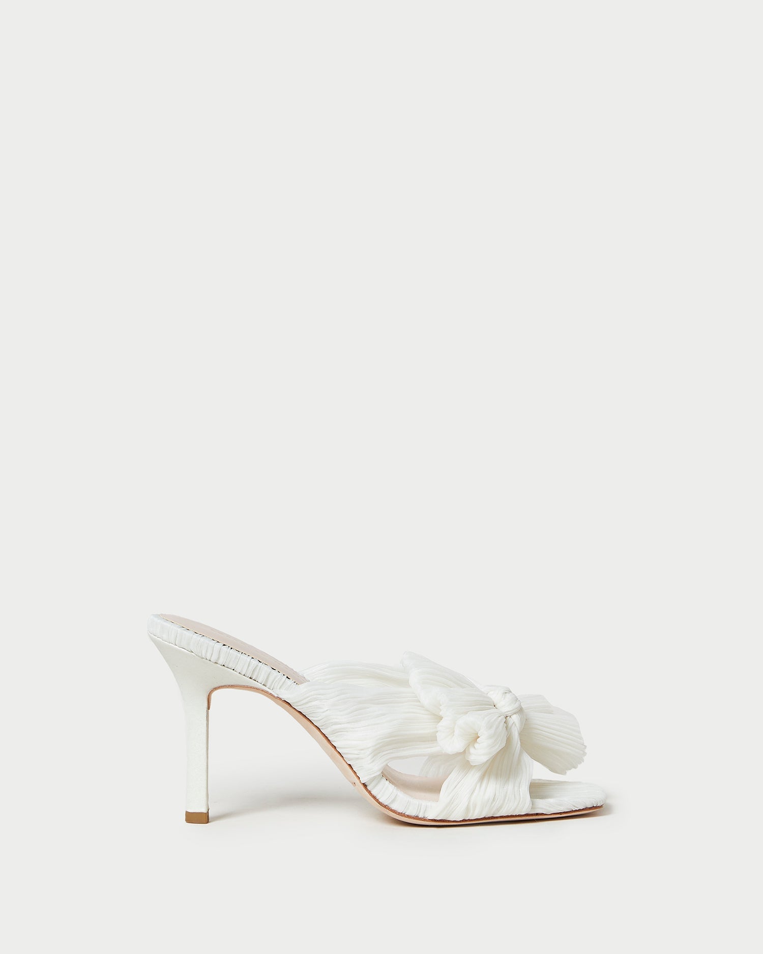 Color: Pearl