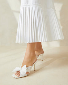 Color: Pearl