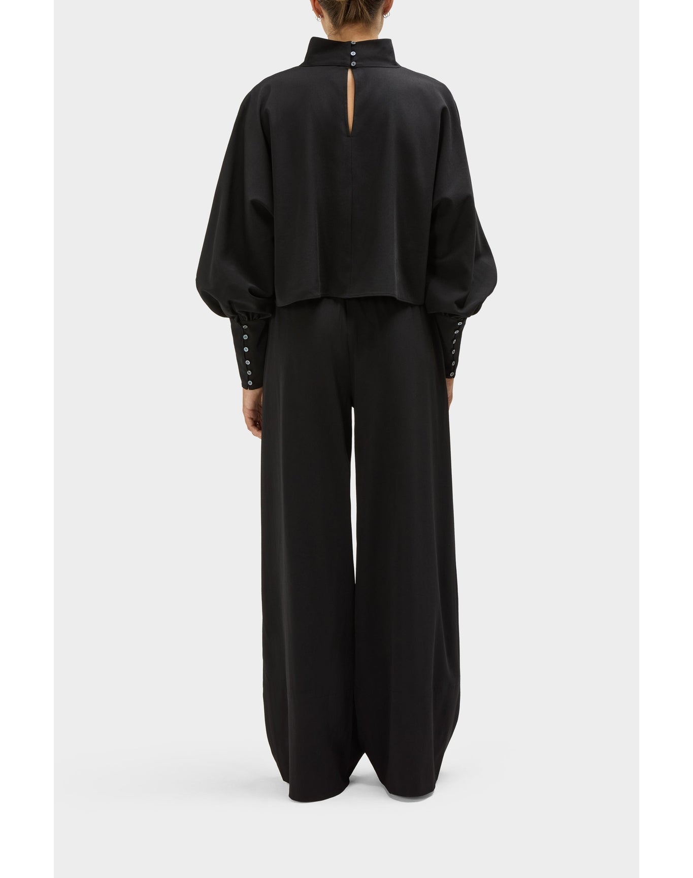 Carmenita Wool Mockneck Cropped Top | Black