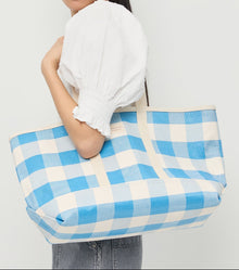 Color: Blue Gingham