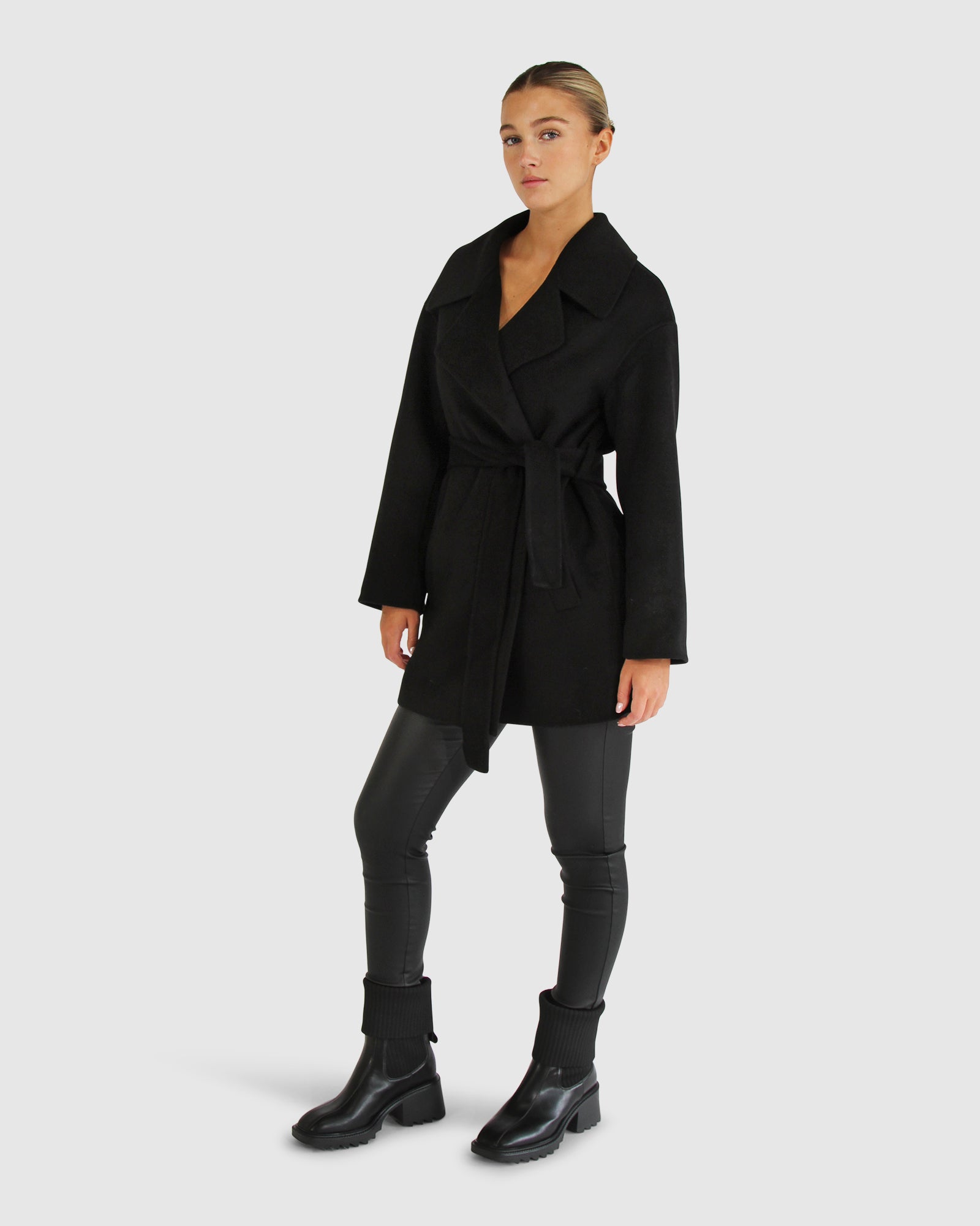 Eternal Flame Short Robe Coat | Women | Black