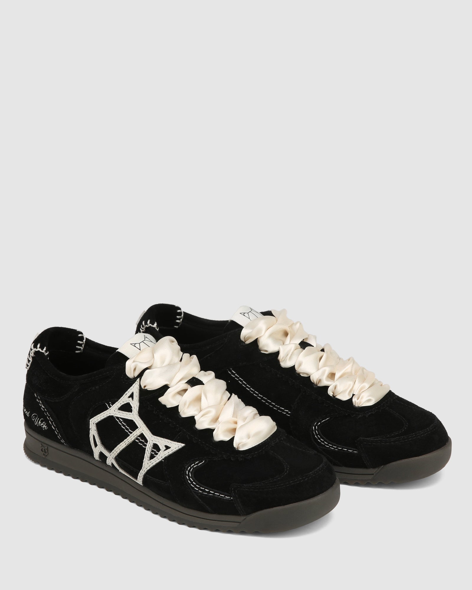 Womens | Exposure Suede Sneaker | Black