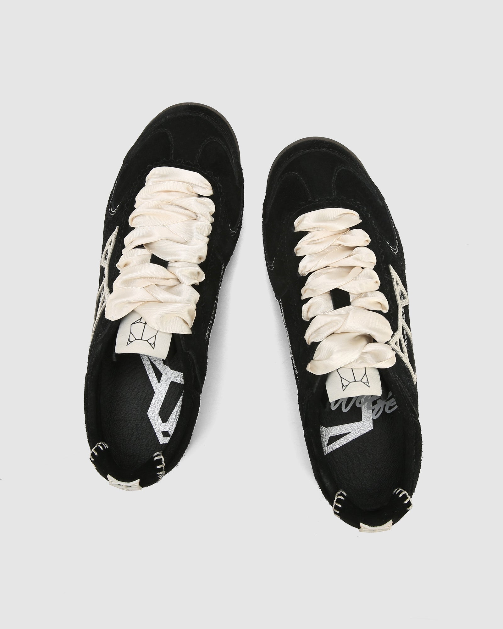 Womens | Exposure Suede Sneaker | Black