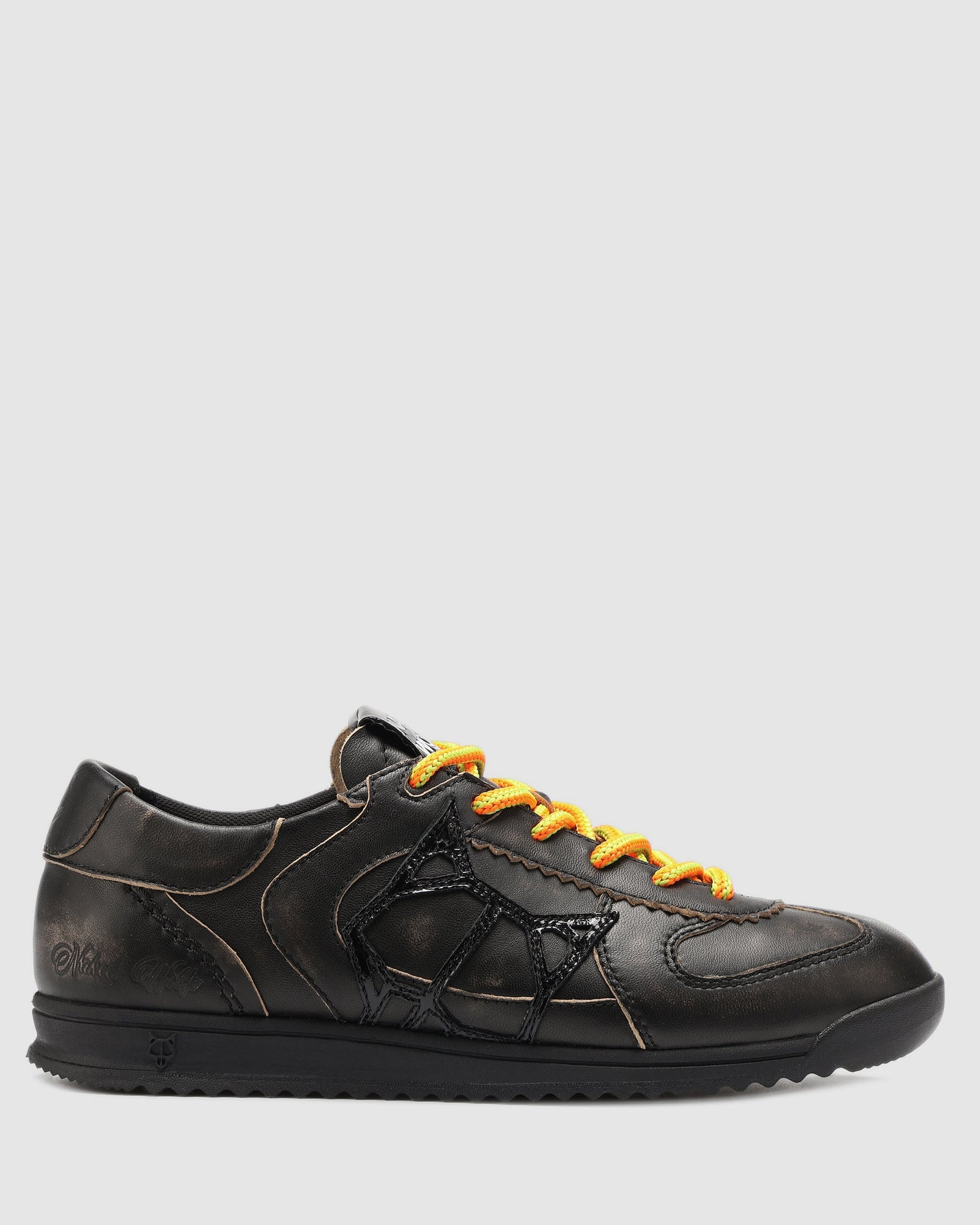 Womens | Exposuree Rub Off Alcohol Leather Sneaker | Black