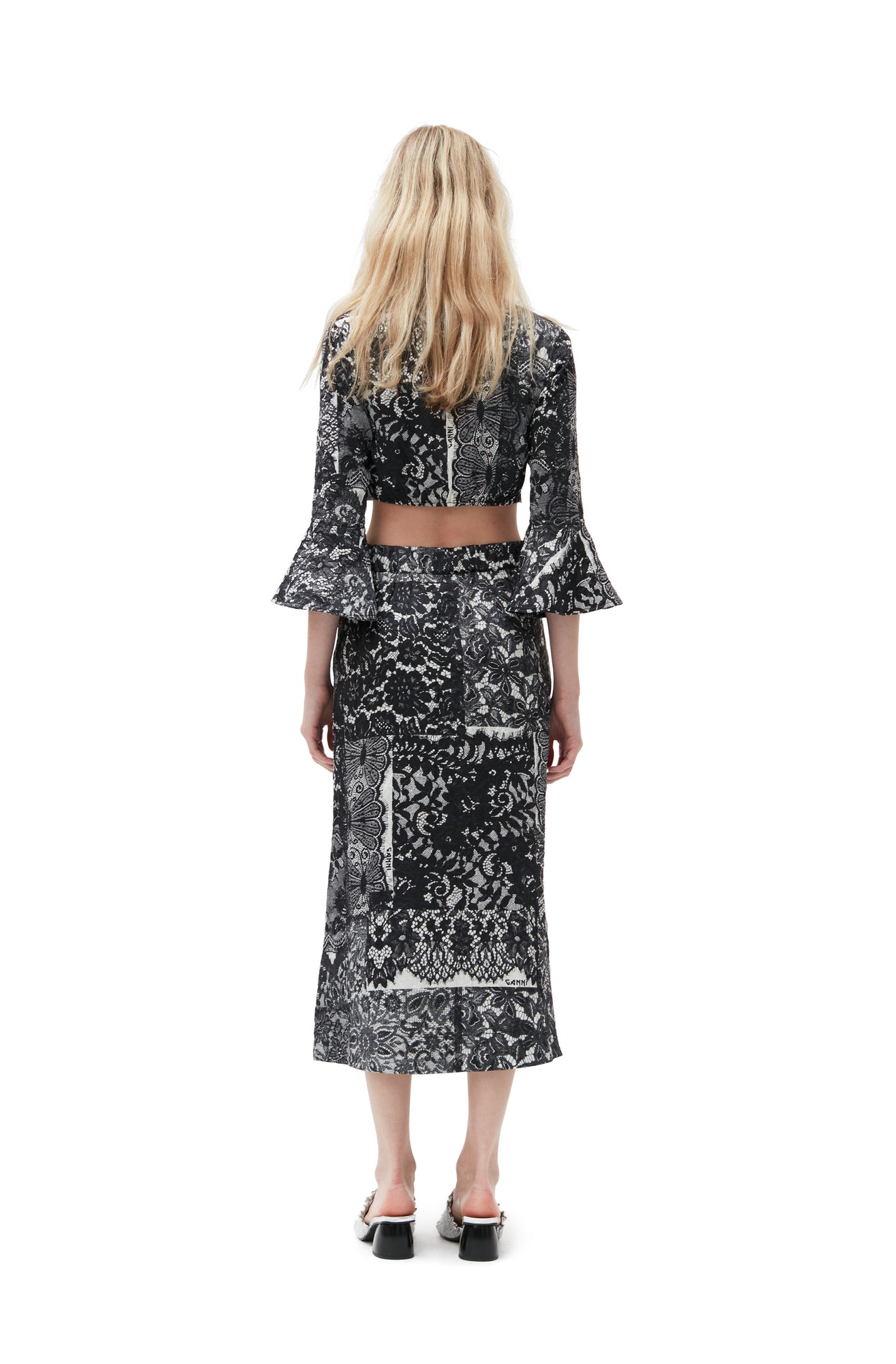 Crinkled Satin Cropped Blouse | Black