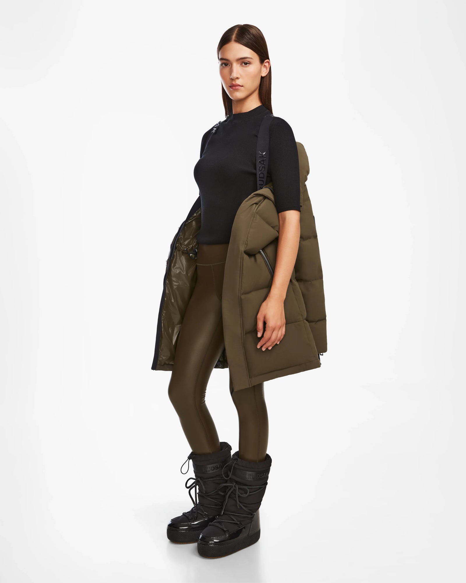 JOELLE M | 8123597 | Army