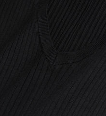 Ribbed Fine Knit Sweater | Women | Black