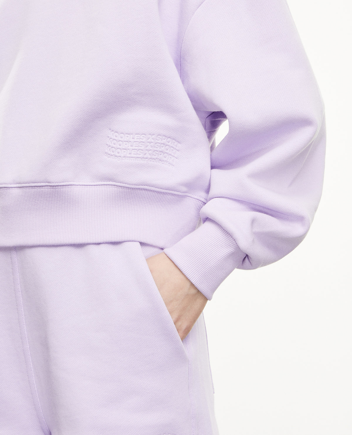 Sweatshirt With Embossed Logo | Women | Light Purple