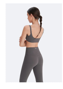 Form-Fitting Sports Bra | Gray