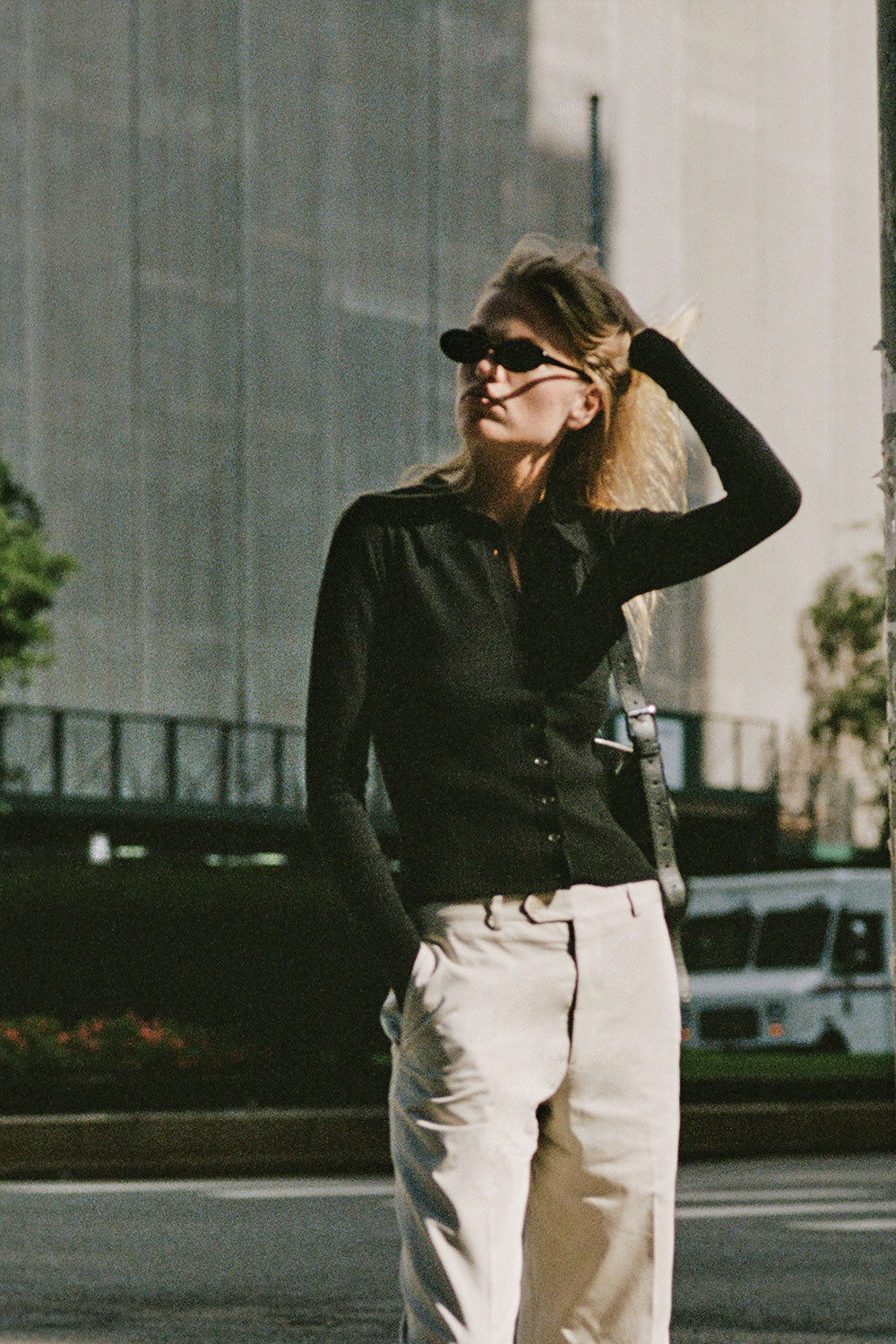 Brooks button up sweater black