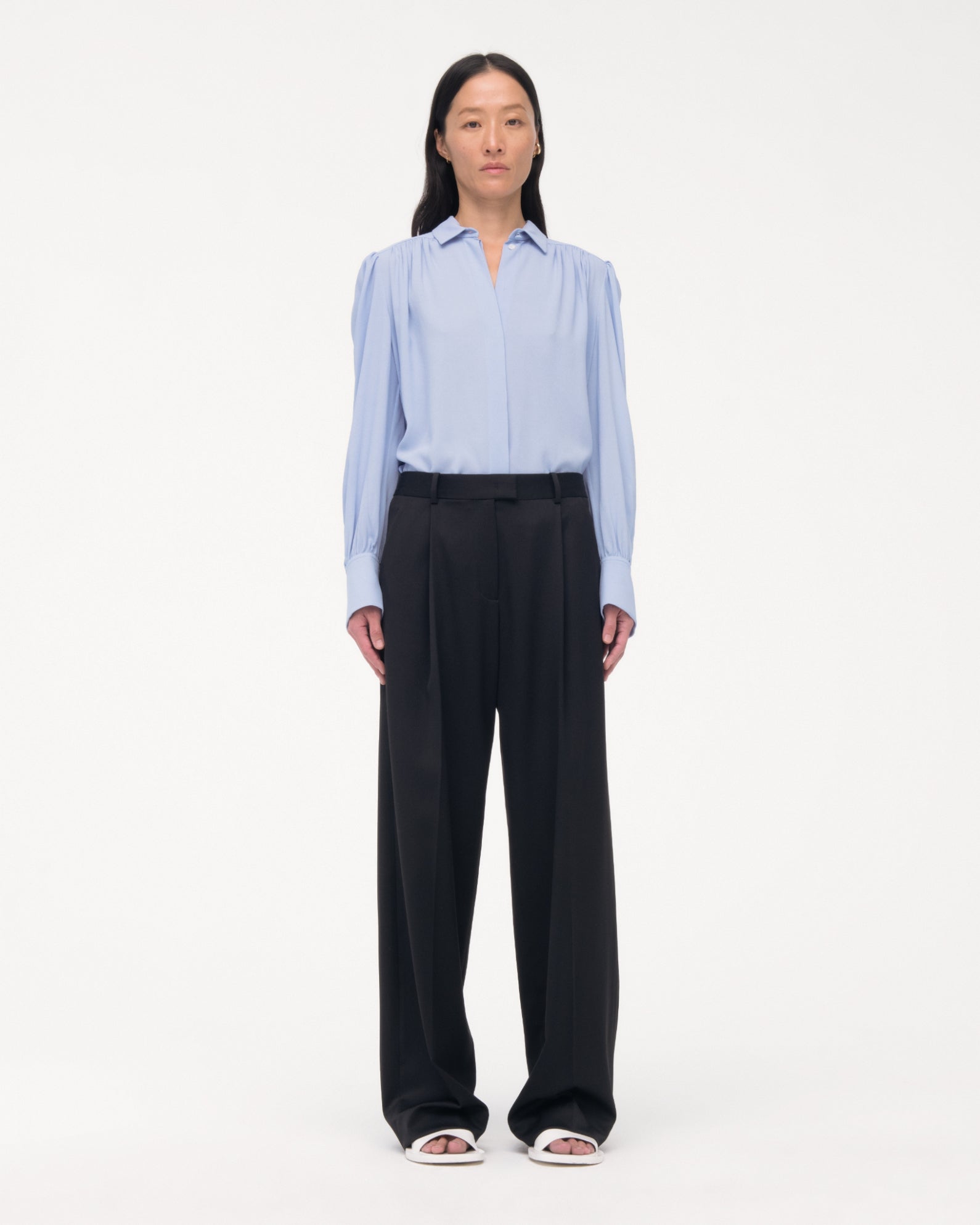 Another Tomorrow Gathered Blouse in Oxford Blue – Viscose Women's Top