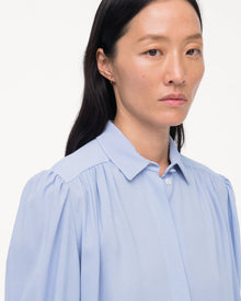 Another Tomorrow Gathered Blouse in Oxford Blue – Viscose Women's Top