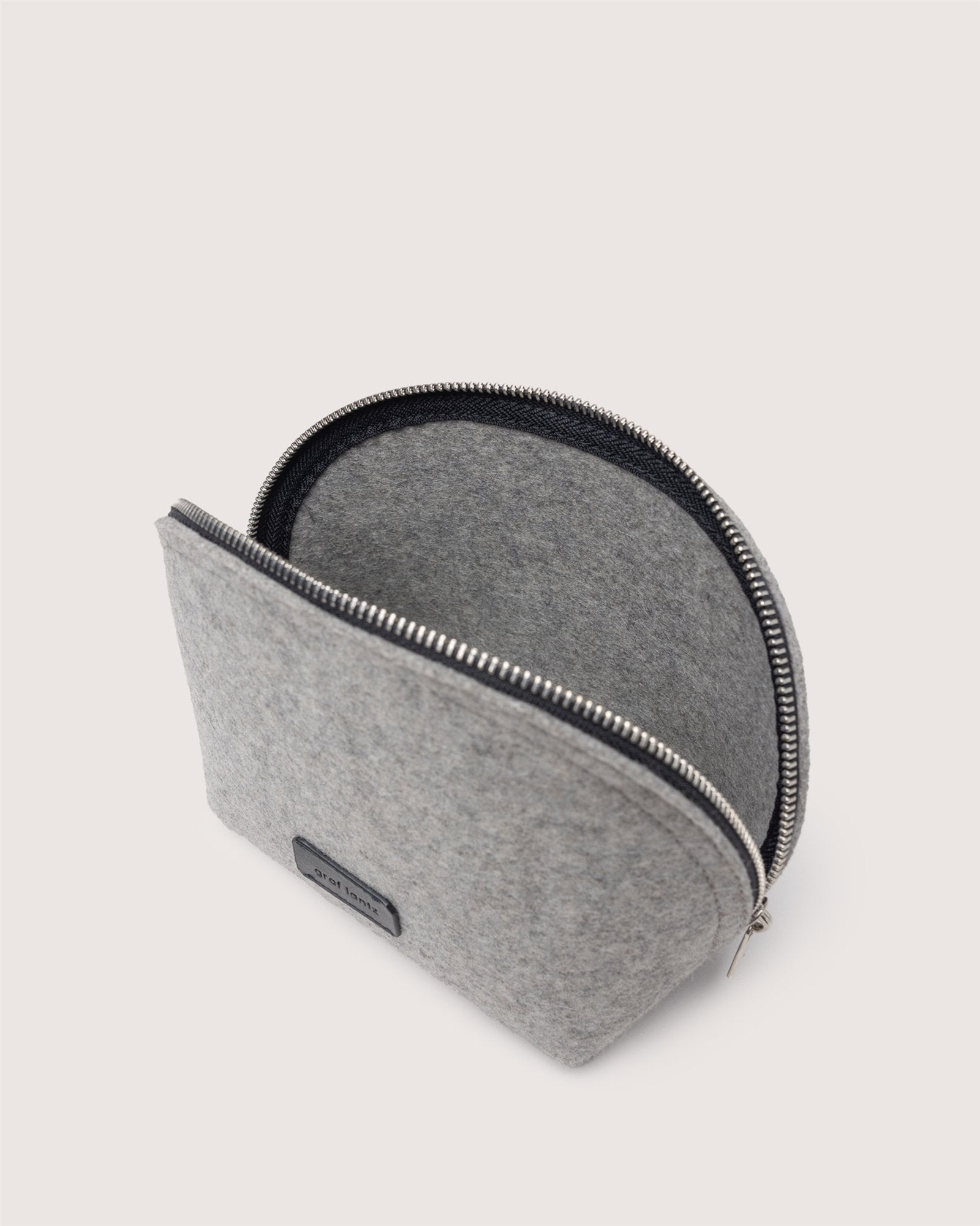 Pochi Merino Wool Medium Pouch | Granite