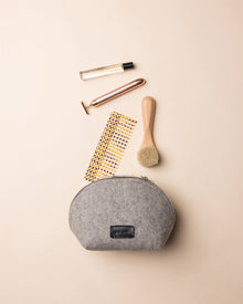 Pochi Merino Wool Medium Pouch | Granite
