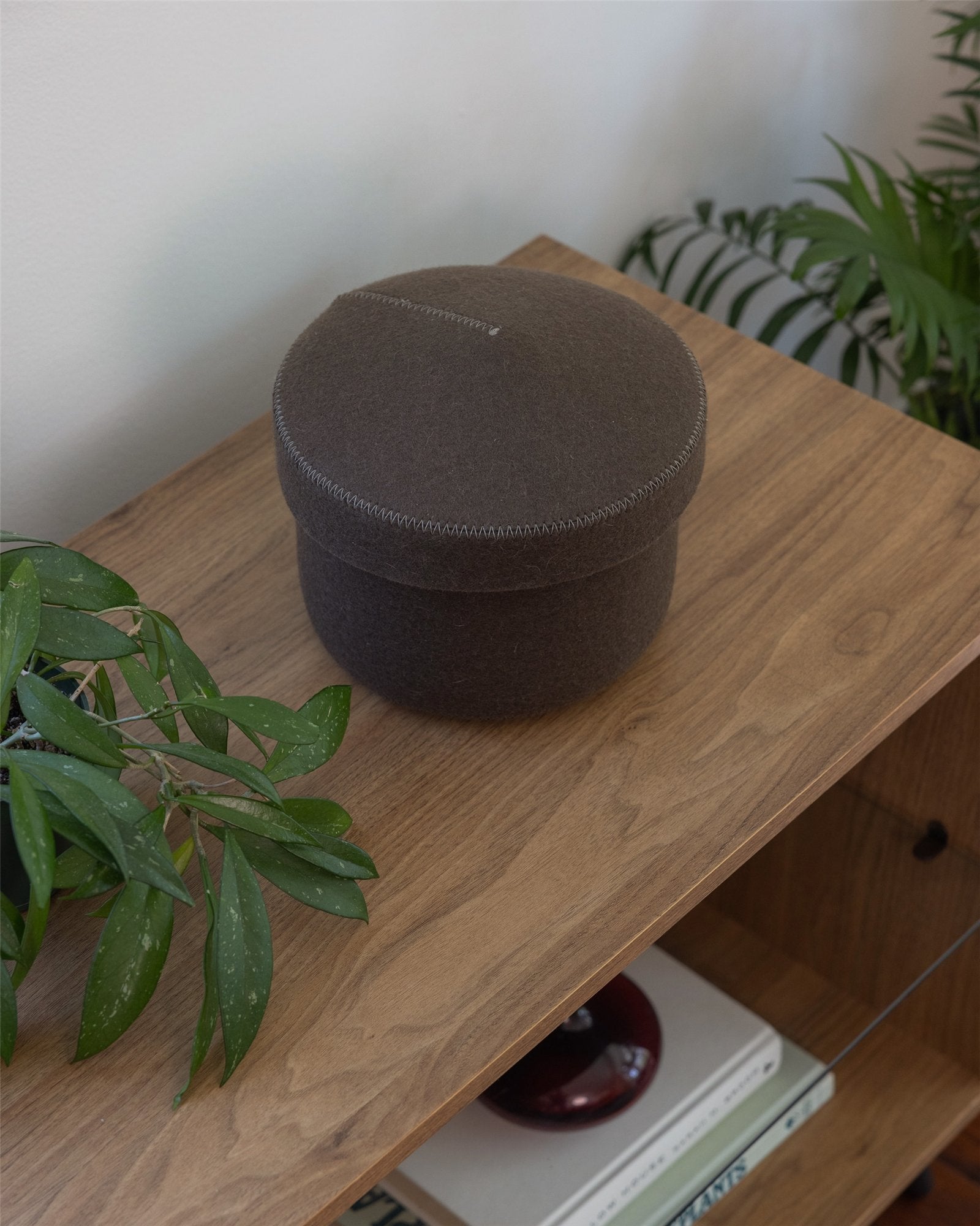 Merino Wool Small Bin w/ Lid | Tobacco